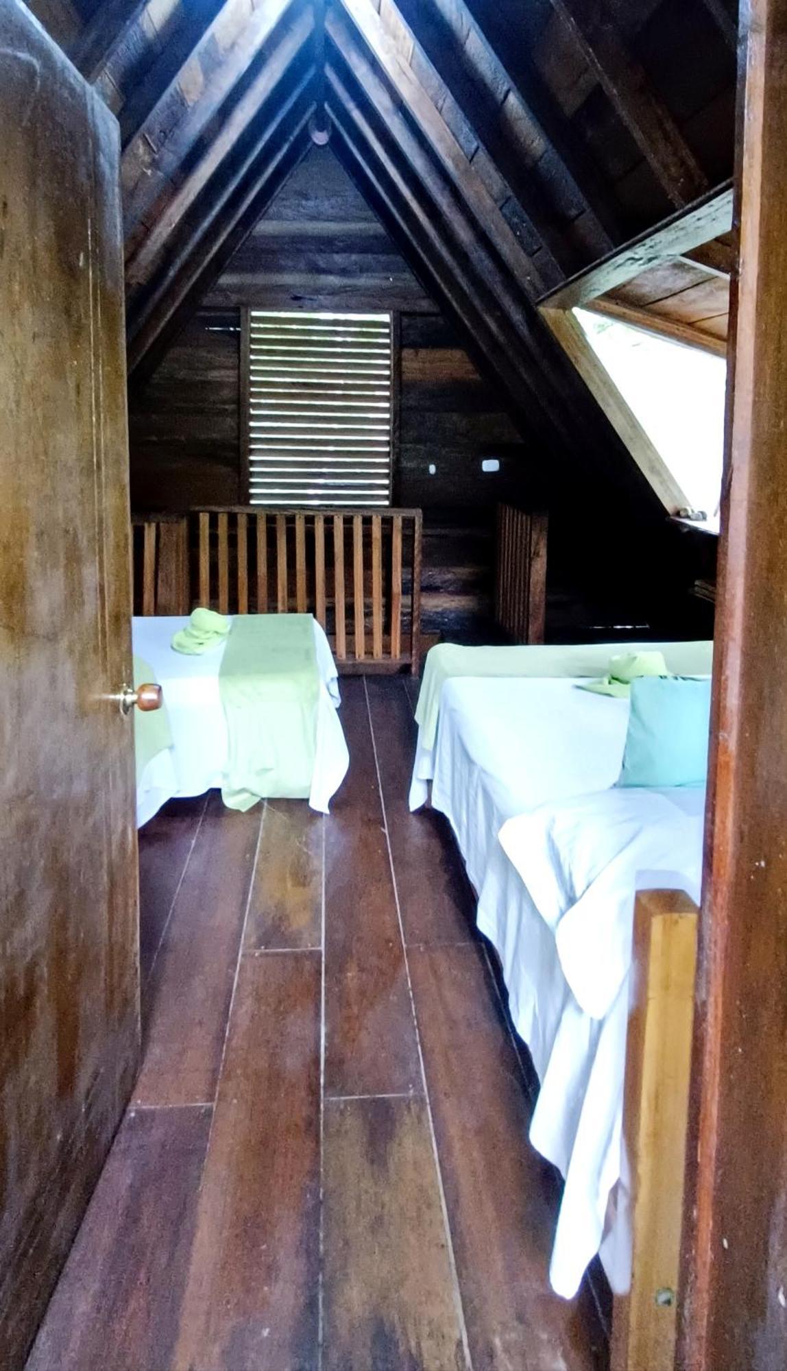 Hotel Ecologico Makalombia La Macarena Exterior photo